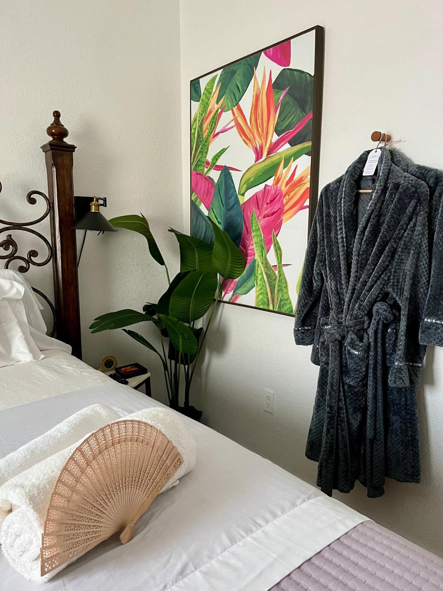 Stunning Little Havana Suites Close To Airport, Calle Ocho, Brickell, Wynwood And The Beaches - Free Parking ไมอามี ภายนอก รูปภาพ