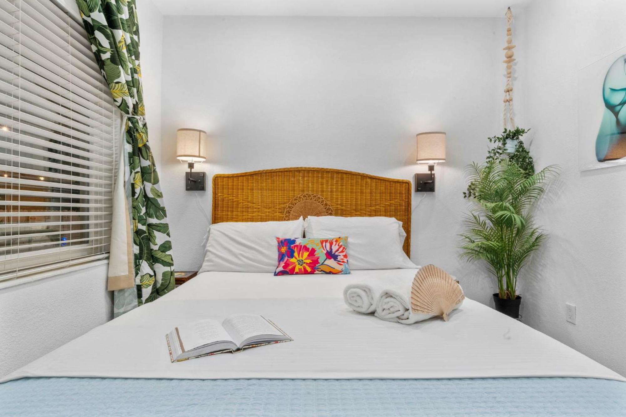 Stunning Little Havana Suites Close To Airport, Calle Ocho, Brickell, Wynwood And The Beaches - Free Parking ไมอามี ภายนอก รูปภาพ